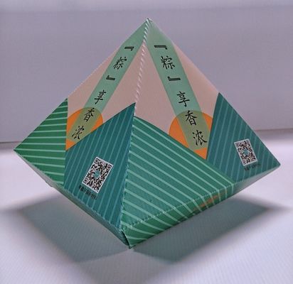 4c Corrugated Plastic Packaging Boxes Green Triangle Shaped Box